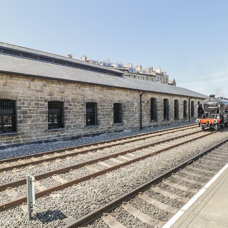 Apartamento Tornado Engine Shed Whitby Exterior foto