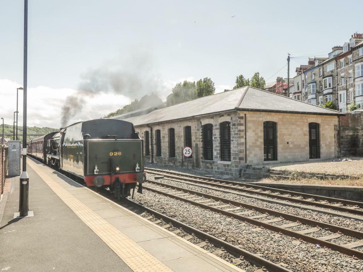 Apartamento Tornado Engine Shed Whitby Exterior foto